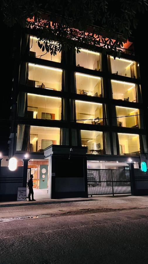 The Convoy Hotel Dibrugarh Buitenkant foto